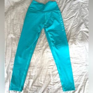 Ryderwear scrunch bum leggings. Full length.  Sz Small.Gym leggings for workout
